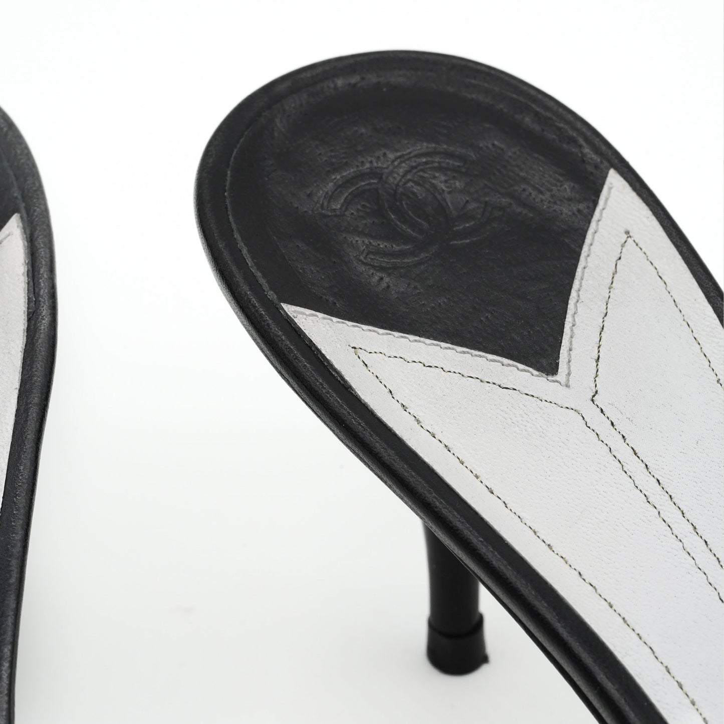 Escarpin Smocking Chanel 2000 par Karl Lagerfeld