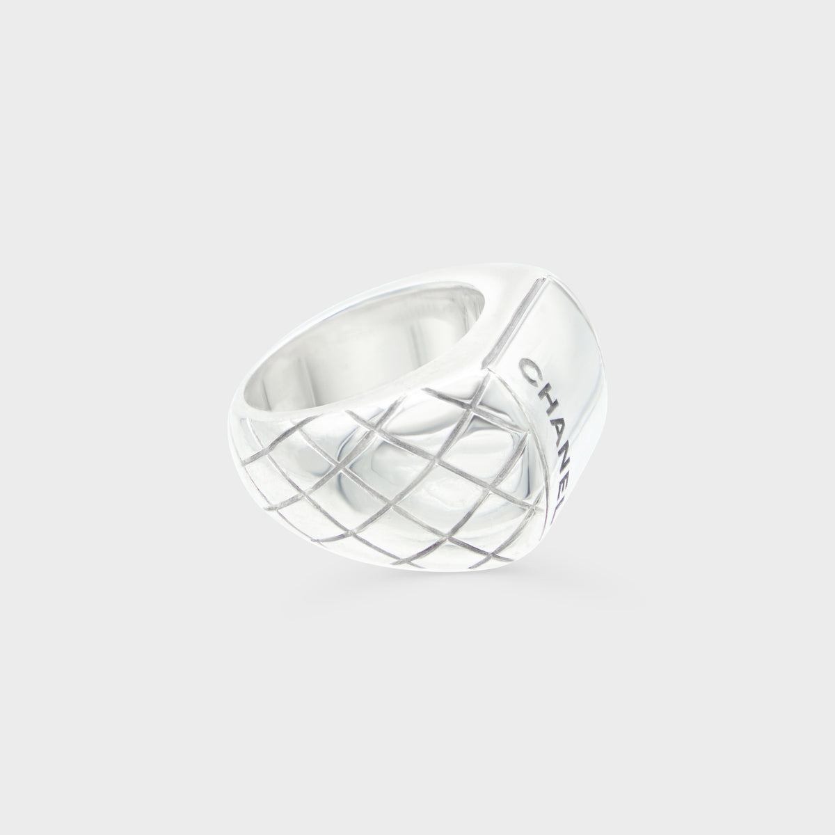 Bague Argent Crush Chanel 2000 par Karl Lagereld