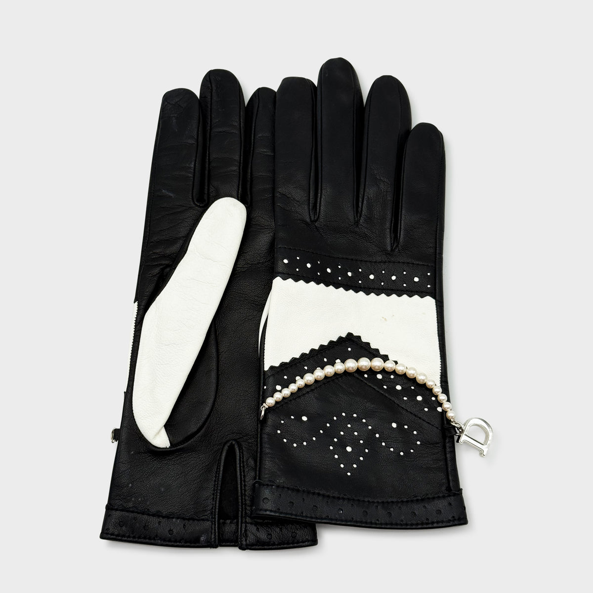 Gants Noir & Blanc Christian Dior SS 2004 par John Galliano