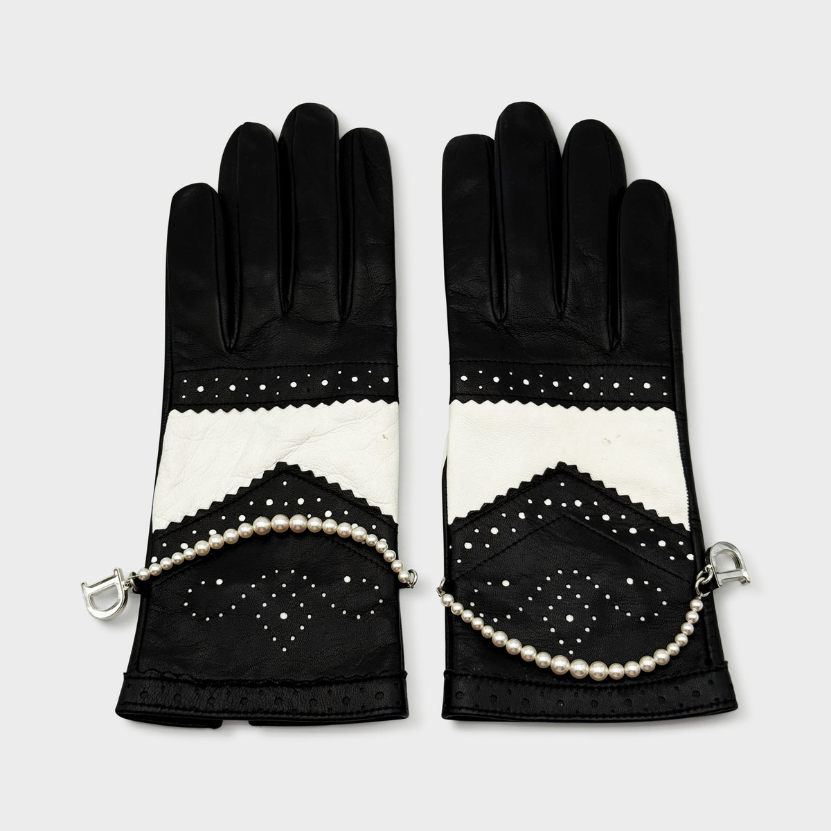 Gants Noir & Blanc Christian Dior SS 2004 par John Galliano