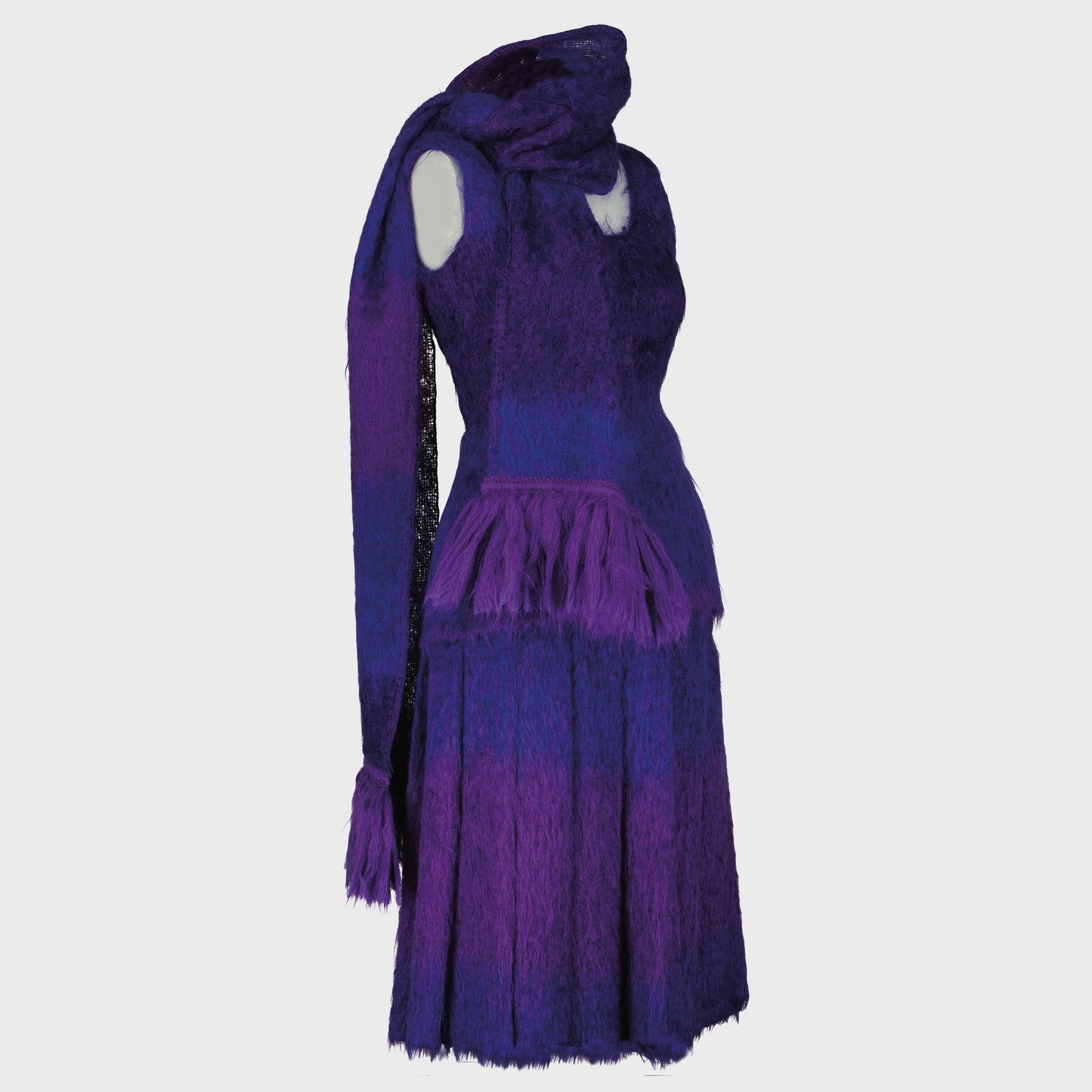 Ensemble Violet Balenciaga 1993 par Josephus Thimister