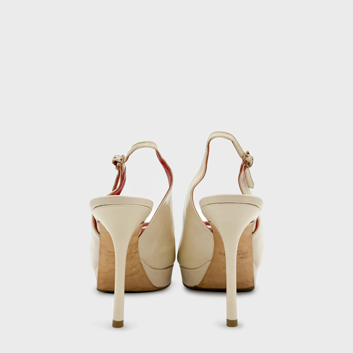 Escarpin Beige John Galliano 2000