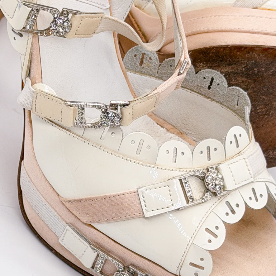 Escarpin Rose Christian Dior SS 2004 par John Galliano