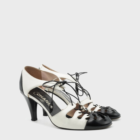 Sandales Noir & Blanc Chanel SS 2003 par Karl Lagerfeld