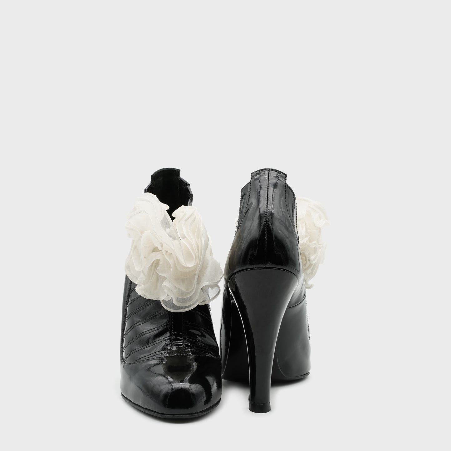 Escarpin Noir & Blanc Chanel 2018 par Karl Lagerfeld