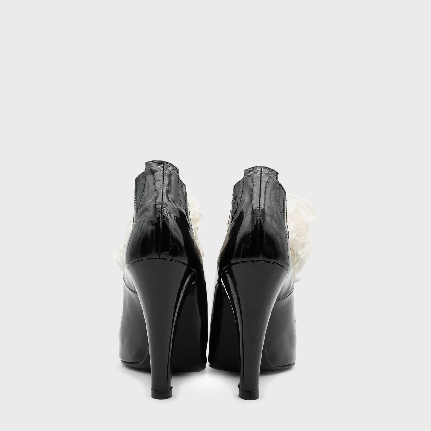 Escarpin Noir & Blanc Chanel 2018 par Karl Lagerfeld