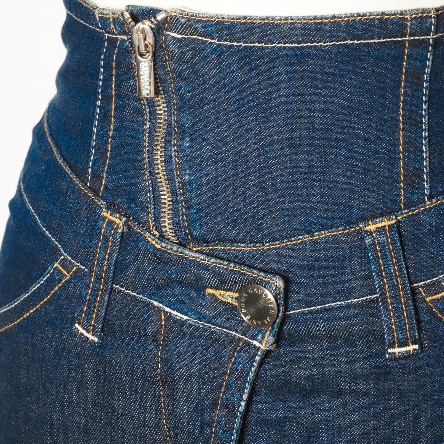 Jupe Denim Superposition Jean's Paul Gaultier 1990 par Jean Paul Gaultier