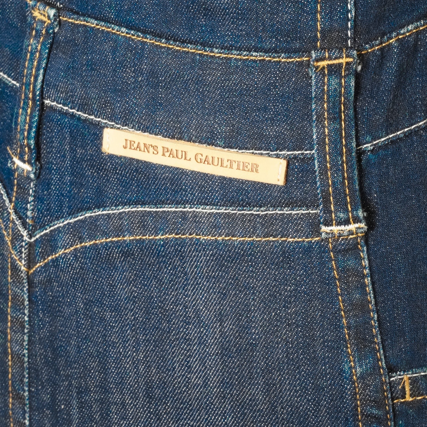 Jupe Denim Superposition Jean's Paul Gaultier 1990 par Jean Paul Gaultier