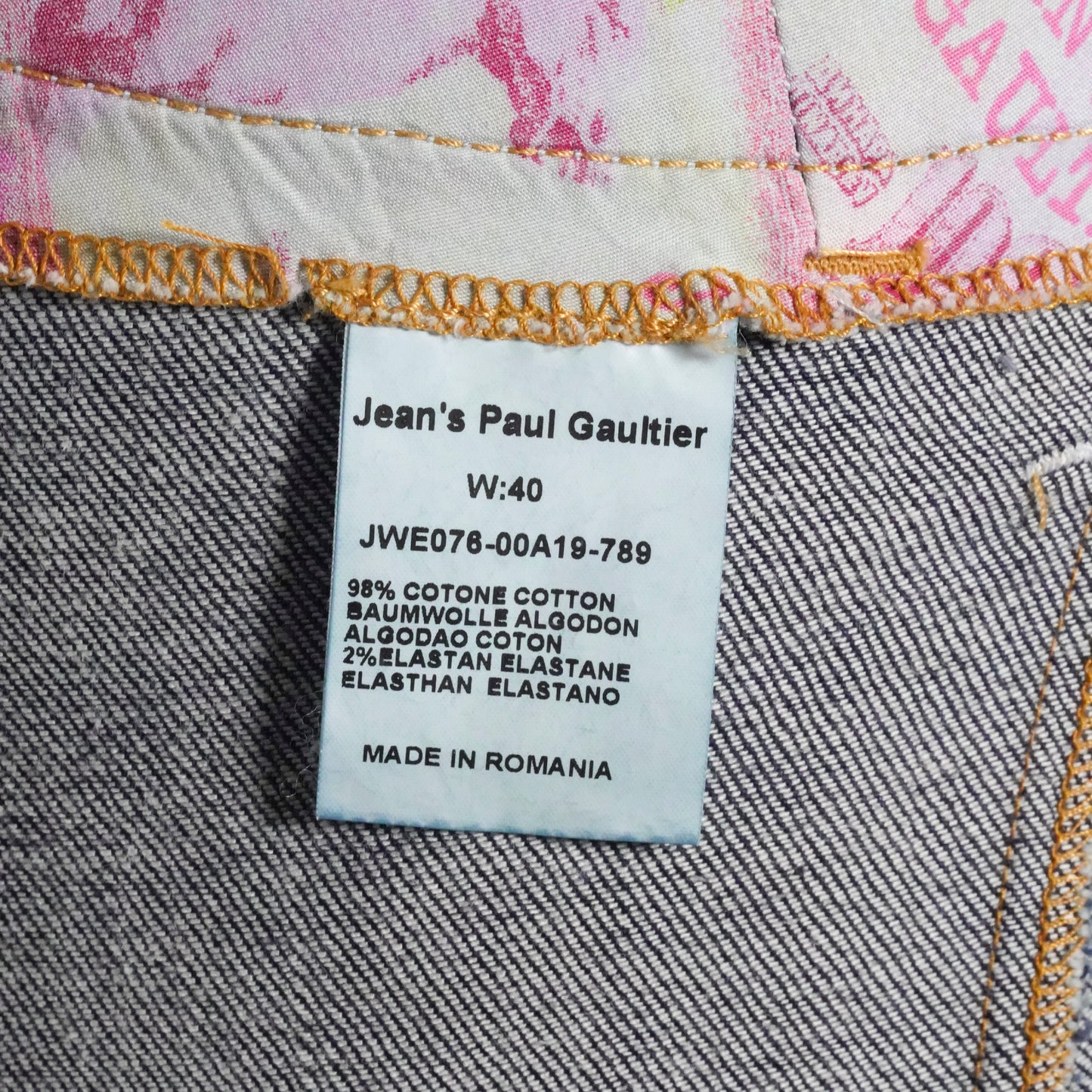 Jupe Denim Superposition Jean's Paul Gaultier 1990 par Jean Paul Gaultier