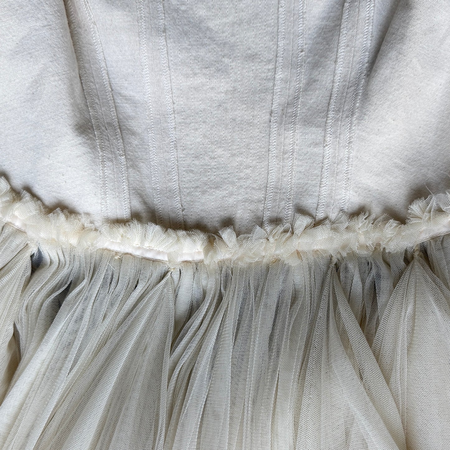 Robe Beige Mariée Dolce Gabbana SS 1994