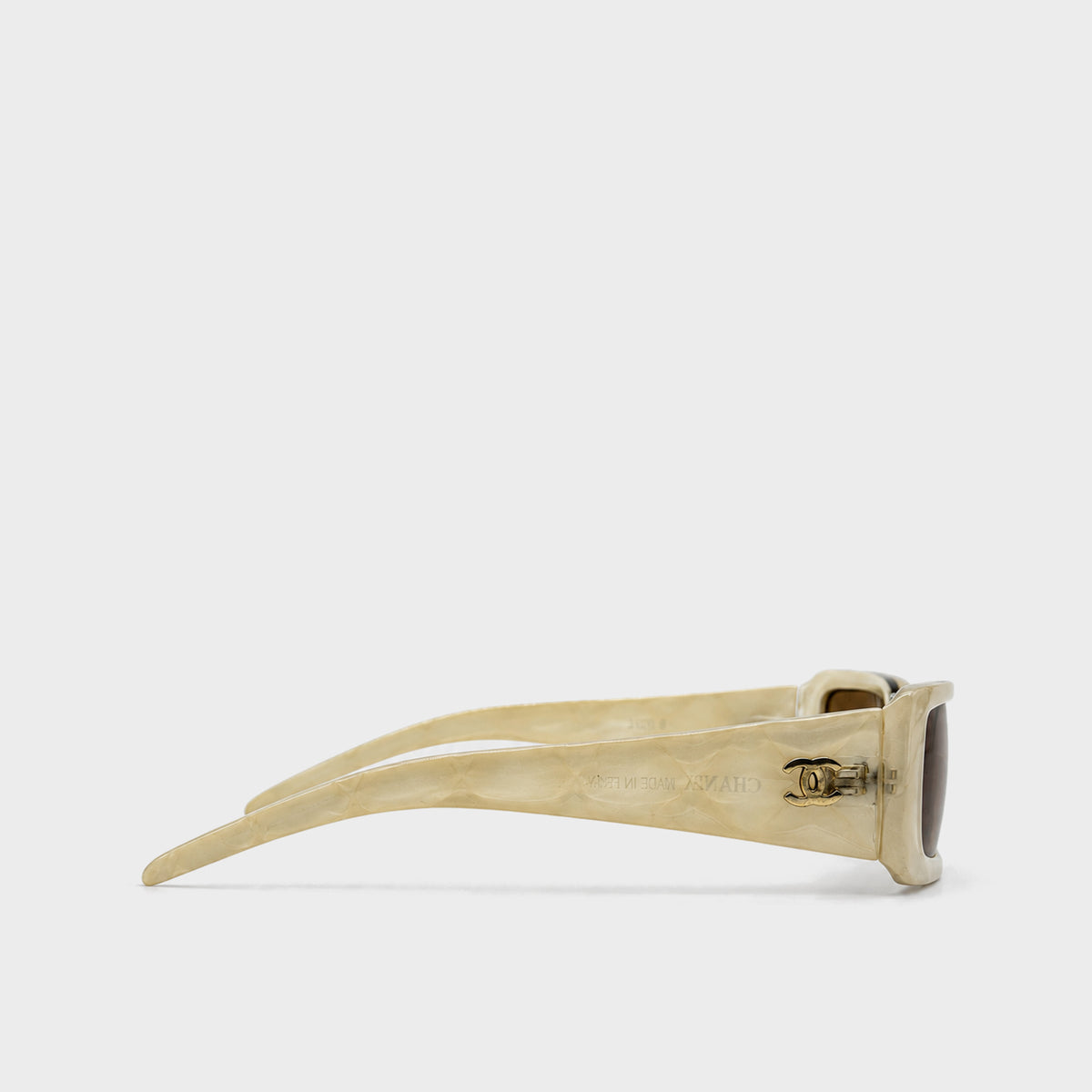 Offwhite Sunglasses Chanel 1990s