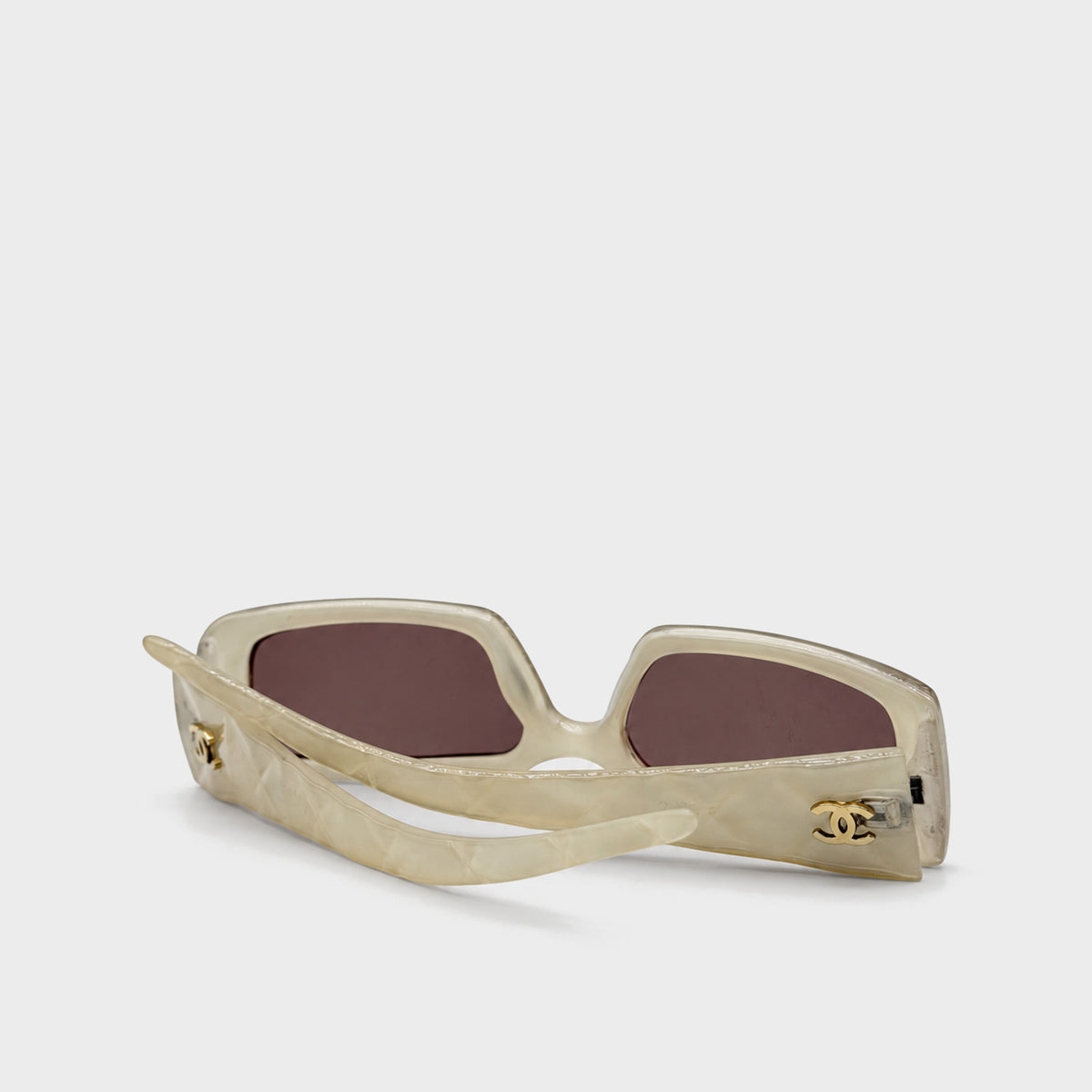 Offwhite Sunglasses Chanel 1990s