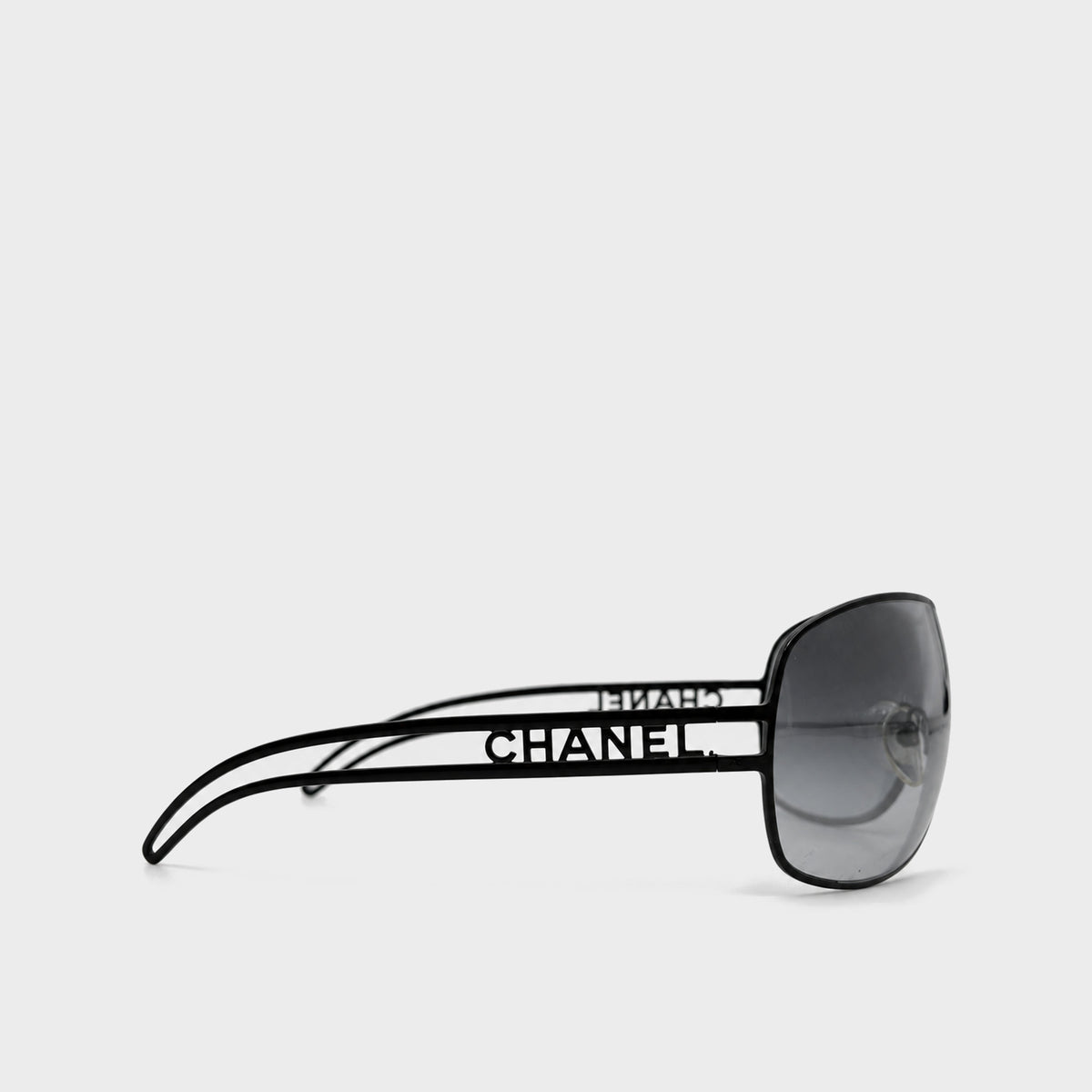 Black Logo Aviator Sunglasses Chanel